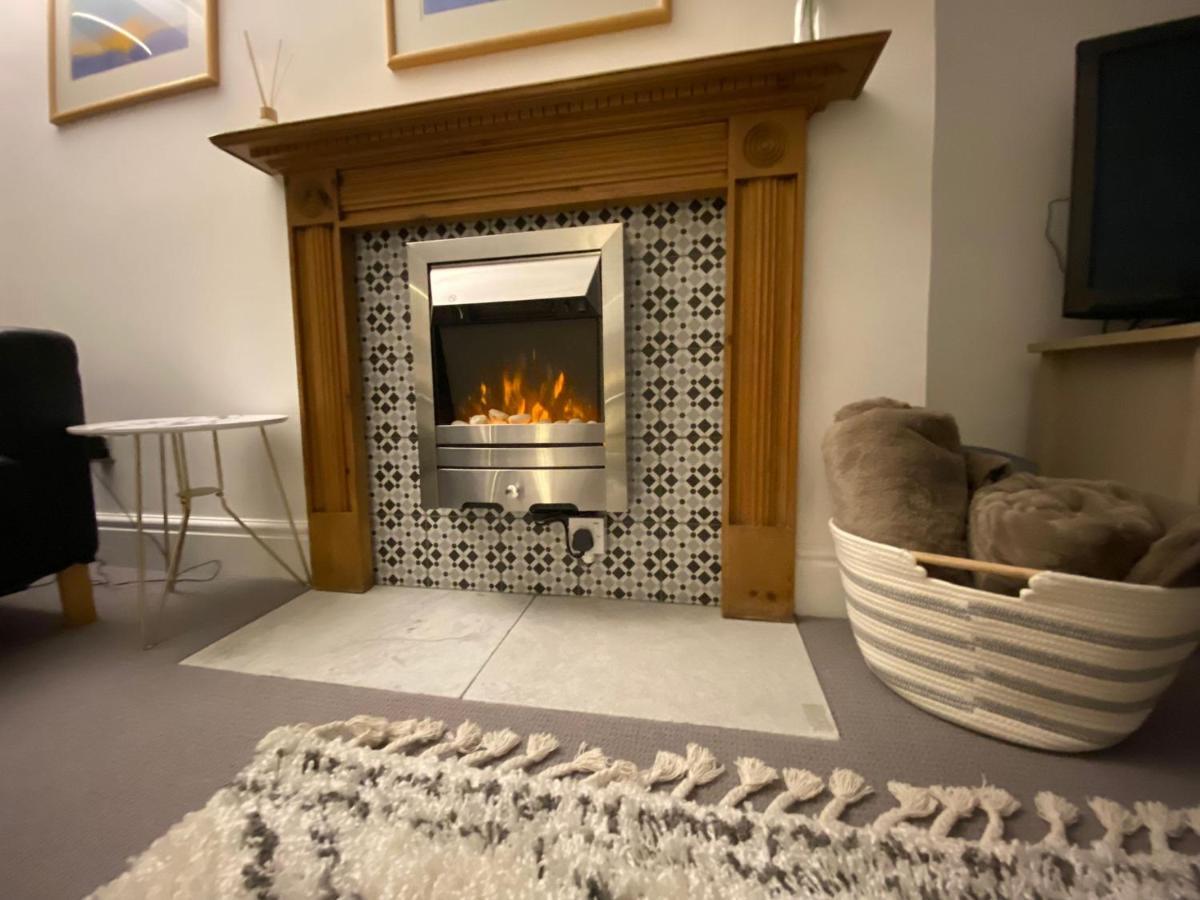 Grosvenor Pad - Lovely 2-Bed Flat - Free On Street Parking Μπαθ Εξωτερικό φωτογραφία