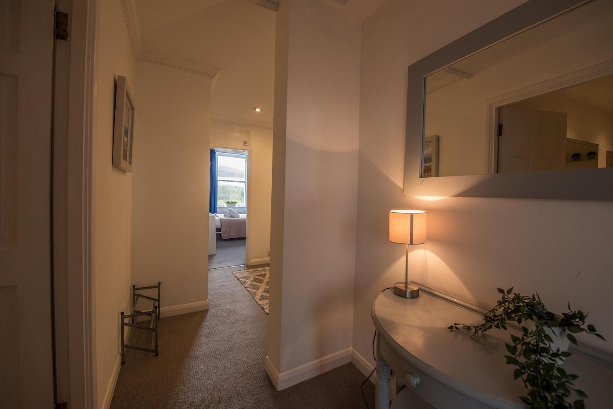 Grosvenor Pad - Lovely 2-Bed Flat - Free On Street Parking Μπαθ Εξωτερικό φωτογραφία