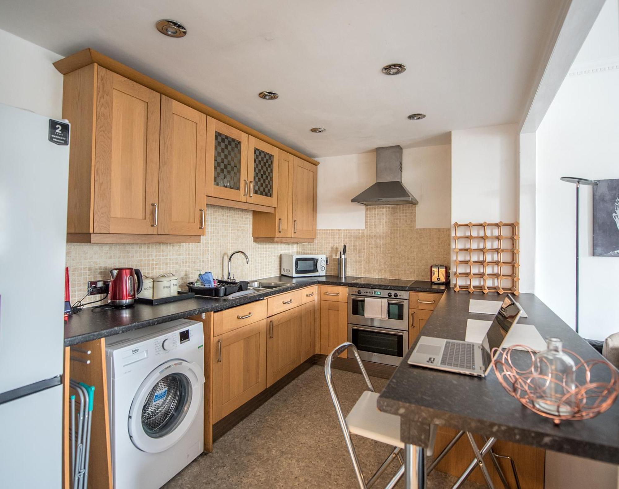 Grosvenor Pad - Lovely 2-Bed Flat - Free On Street Parking Μπαθ Εξωτερικό φωτογραφία
